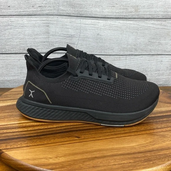 Men's Black Athletic Running Shoes - Picture 4 of 12